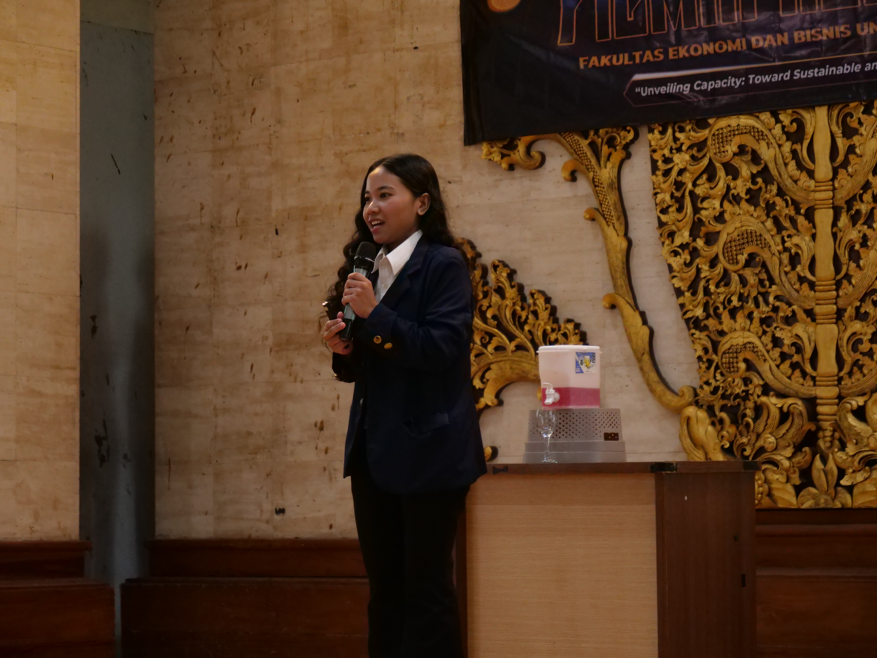 4. PRESENTASI MAPRES